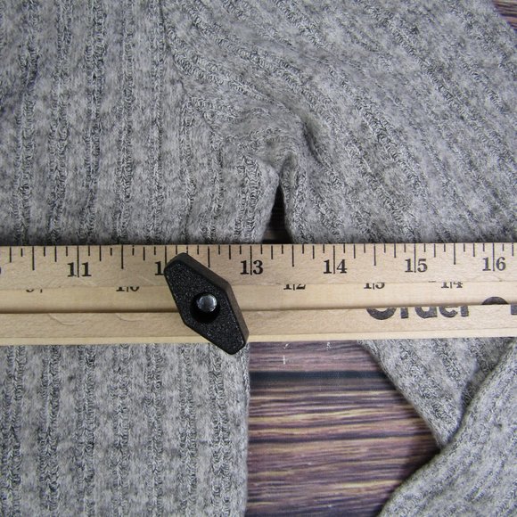 BDG UO Urban Outfitters NEW NWT Medium Gray Faux Wrap V Neck Crop Top - Picture 5 of 8